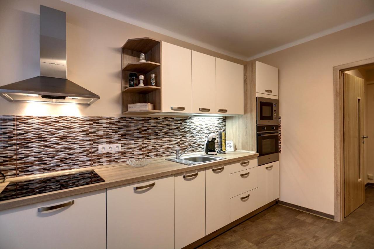 Old Town Apartment Cheb Esterno foto